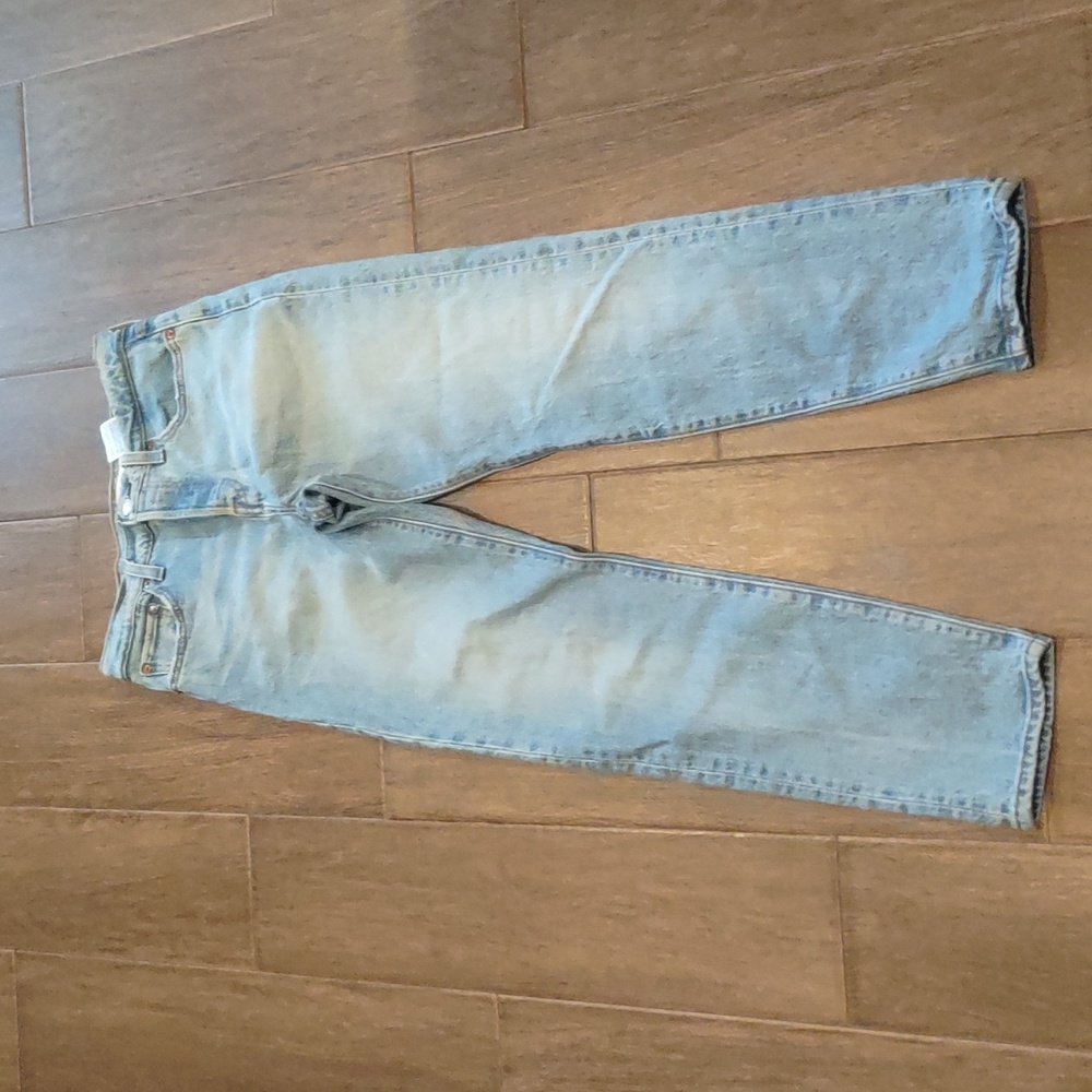 Levi's Wedgie Crop Button Fly Jeans, Size 26